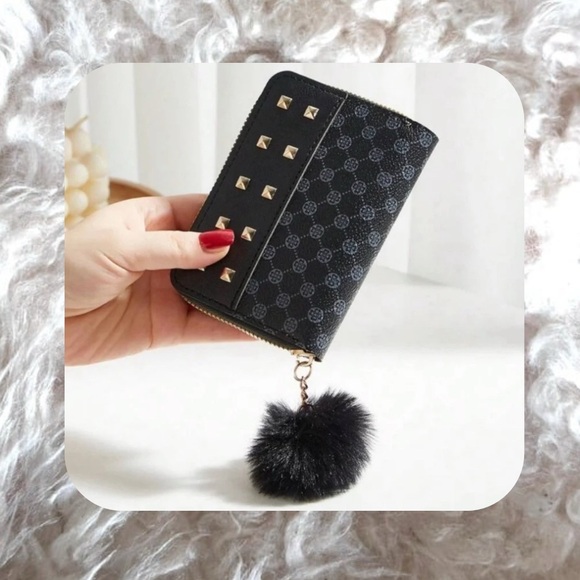 🍭 3/$20 black gold studded wallet with black fluffy keychain - Picture 4 of 11